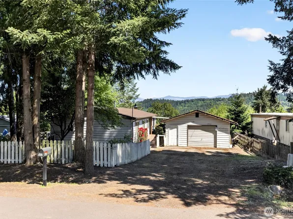 13413 Cedar Cir E, Bonney Lake, WA 98391