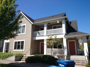 6553 32nd Ave SW, Seattle, WA 98126