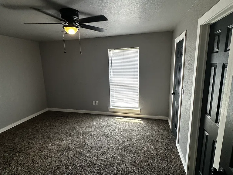1200 N Cedar Ave #424 — Photo 13