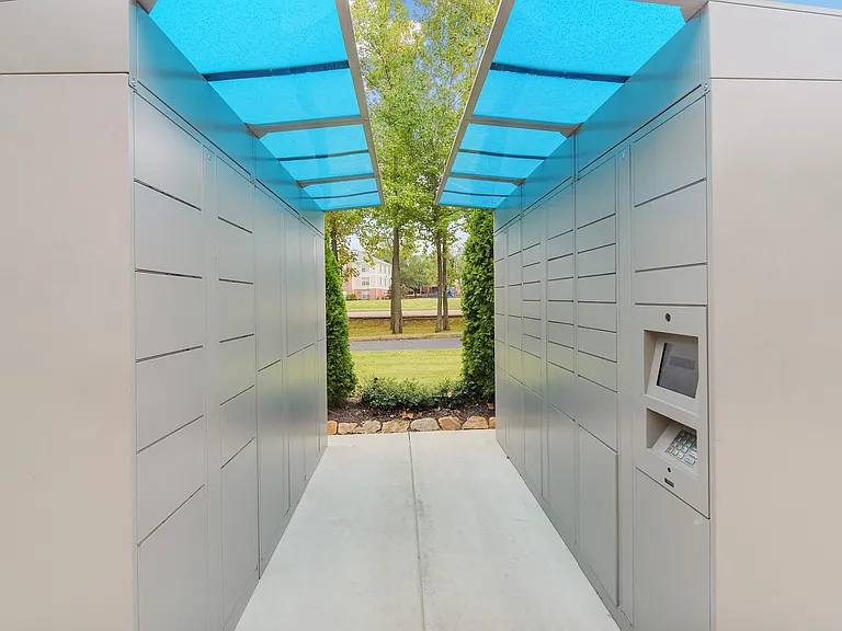 Highlands Apartment Homes — Photo 20