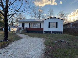 1000 Powell Ln, Flatwoods, KY 41139