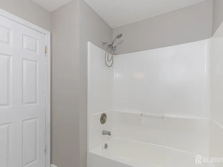 2301 Bayhead Dr — Photo 15