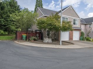 8811 SW Maple Ct, Tigard, OR 97223