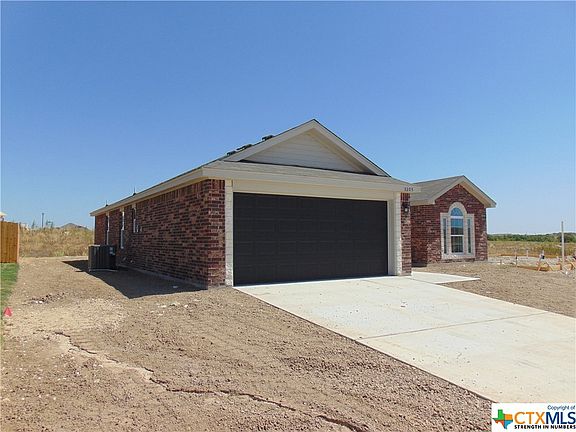 2nd image of 3205 Salt Fork Dr