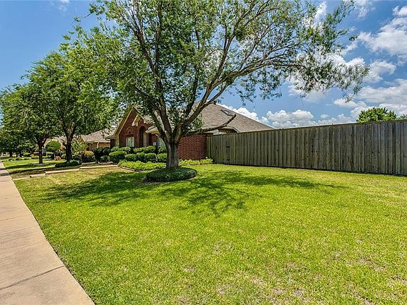 3rd image of 7406 San Carlos Dr