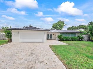 7111 Bamboo St, Miami Lakes, FL 33014