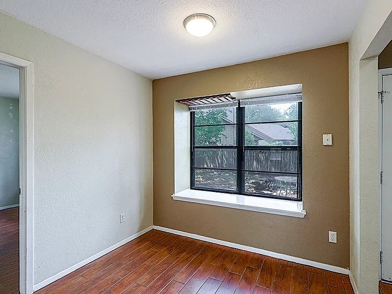 Breakfast nook area, attached to kitchen.
