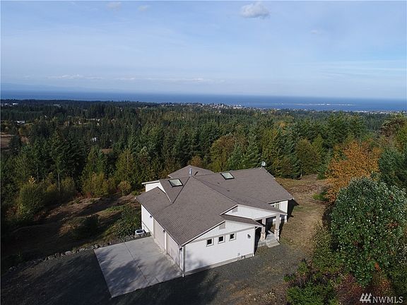 5th image of 541 Sunset Heights Dr