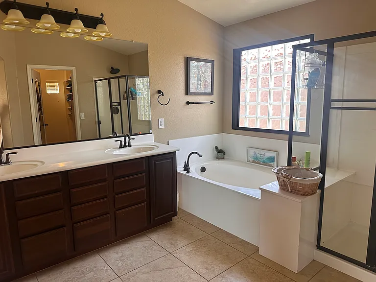 22922 N 40th Pl — Photo 14