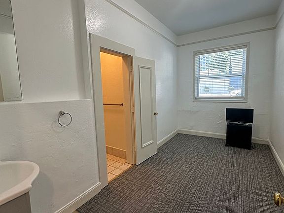 2nd image of 198 Carl St #106