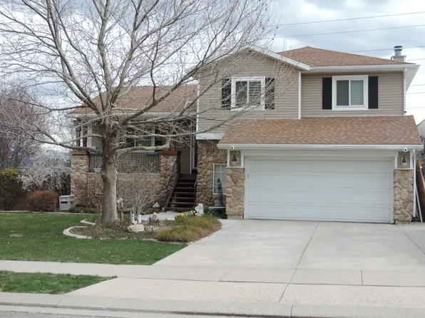 4707 W Granada Hills Ct, West Jordan, UT 84088