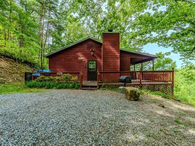 3476 Bear Mountain Ln, Sevierville, TN, 37876