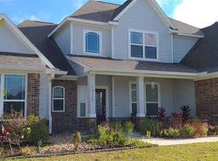 14115 Meadowlands Dr, Mont Belvieu, TX 77523