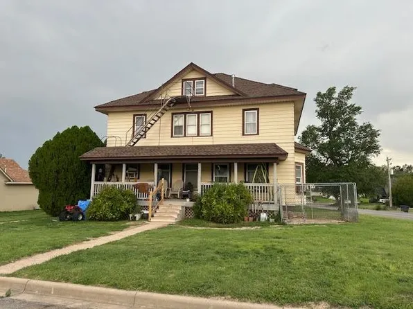 317 N 1st St, Cimarron, KS 67835