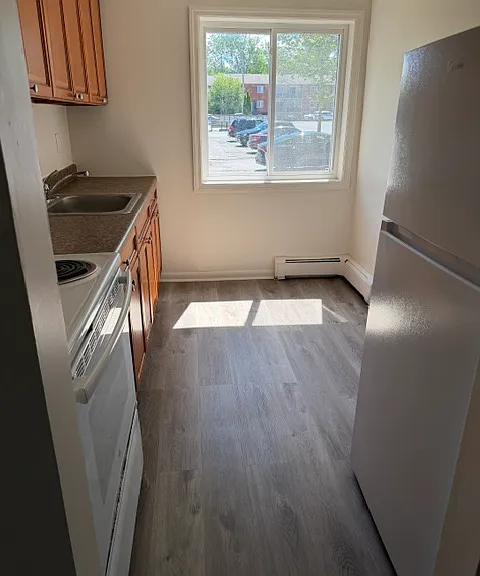 81 Shaker Heights Rd #76 — Photo 1