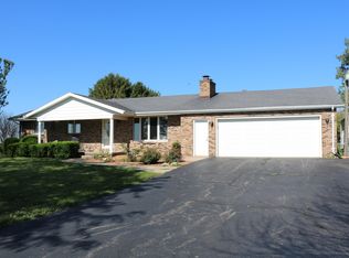 2485 Hoover Rd, Deer Grove, IL 61243