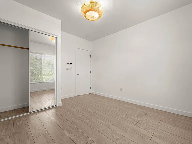4018 Monroe St — Photo 17