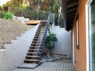 10827 Scenic Dr, Whittier, CA 90601