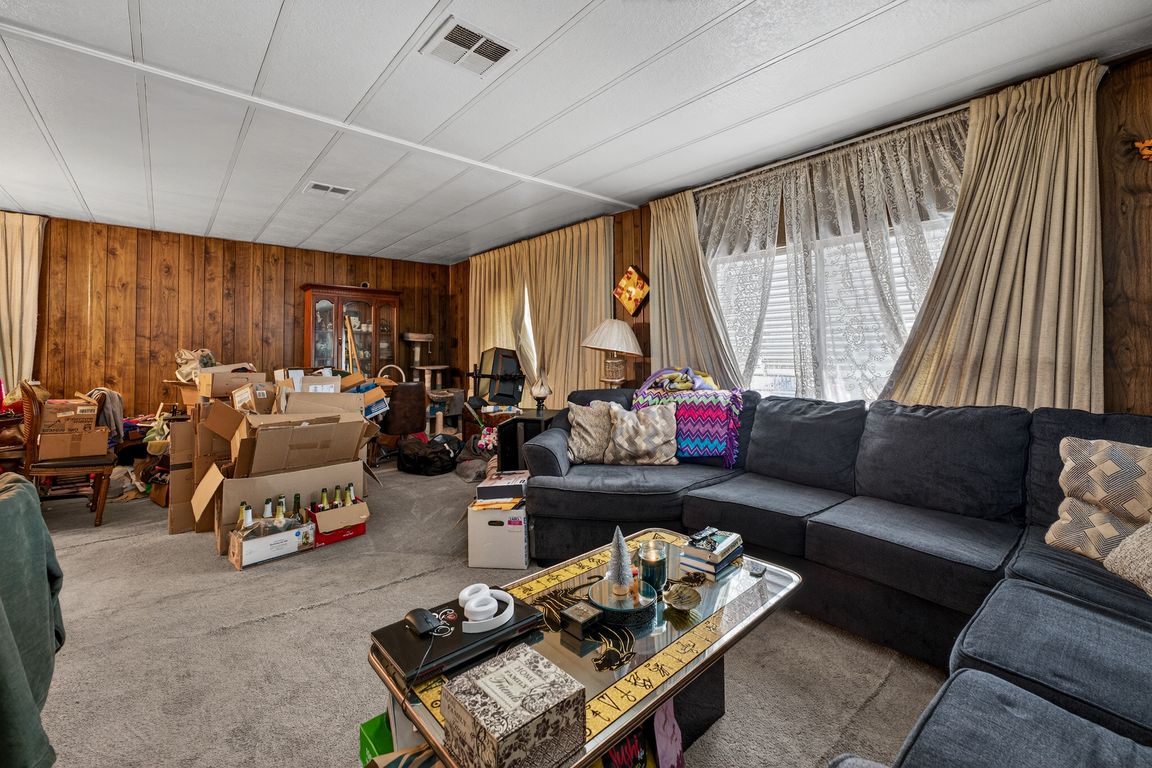 next background image