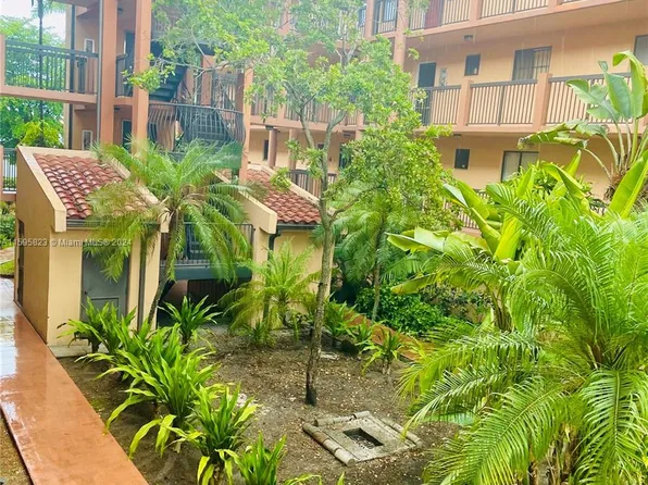 5500 W 21st Ct APT 201, Hialeah, FL 33016