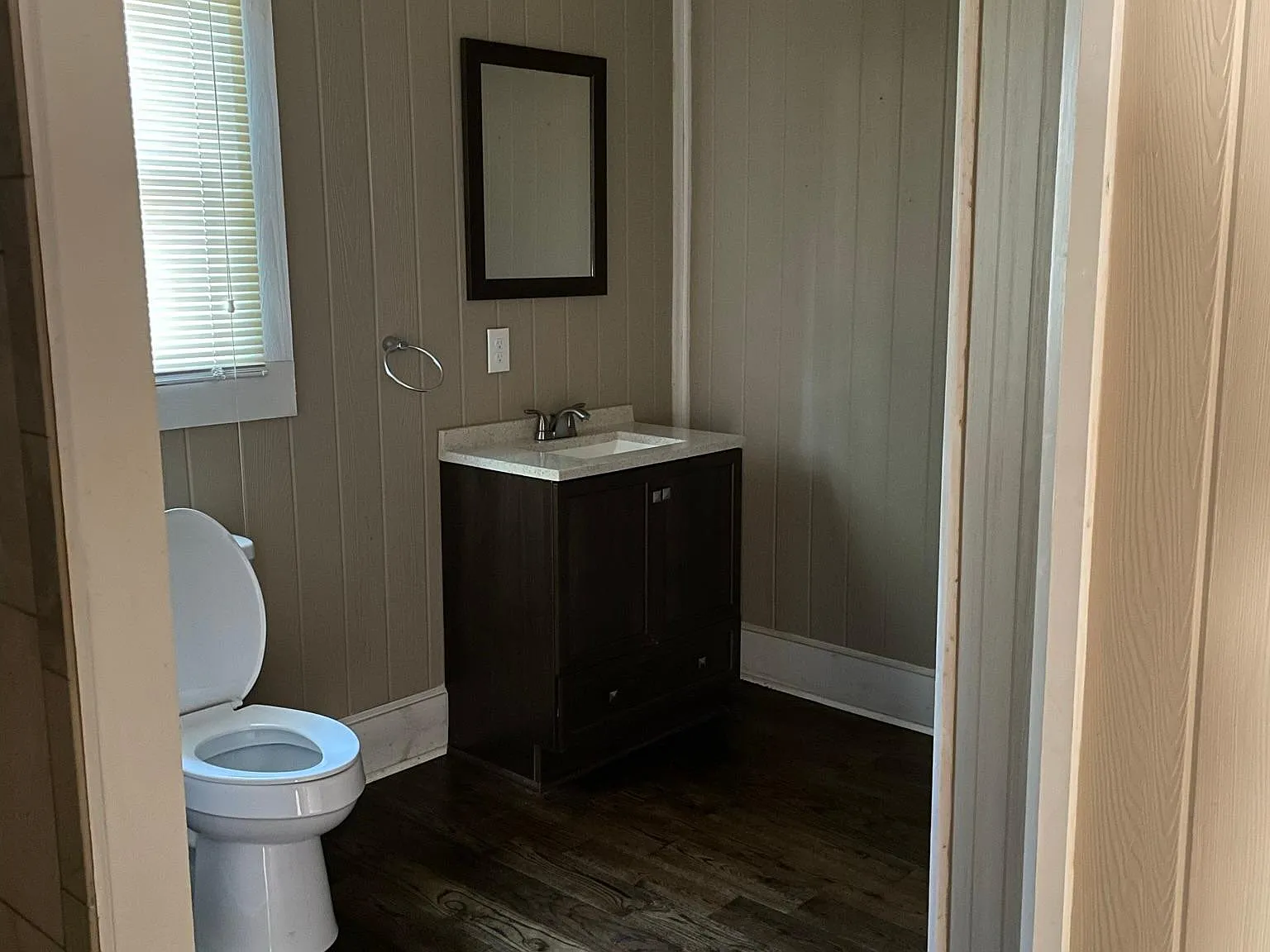 226 Asbury Ave — Photo 2