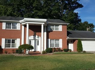 1211 S Park Dr, Huntington, WV 25701