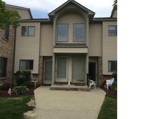 42771 Lilley Pointe Dr, Canton, MI 48187