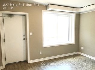 827 Main St E #202, Hamilton, ON L8M 1L7