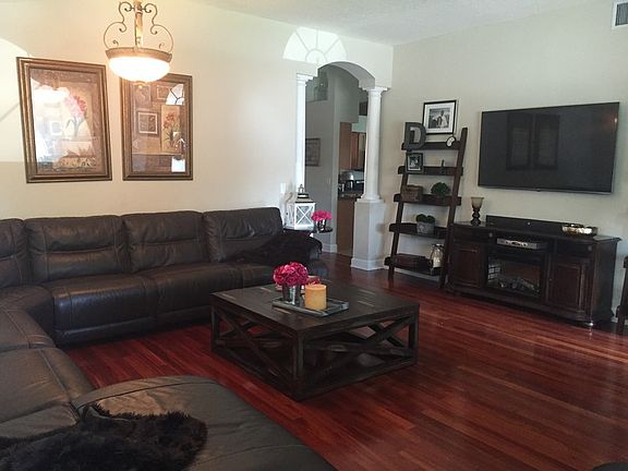 3rd image of 15318 Lake Bella Vista Dr