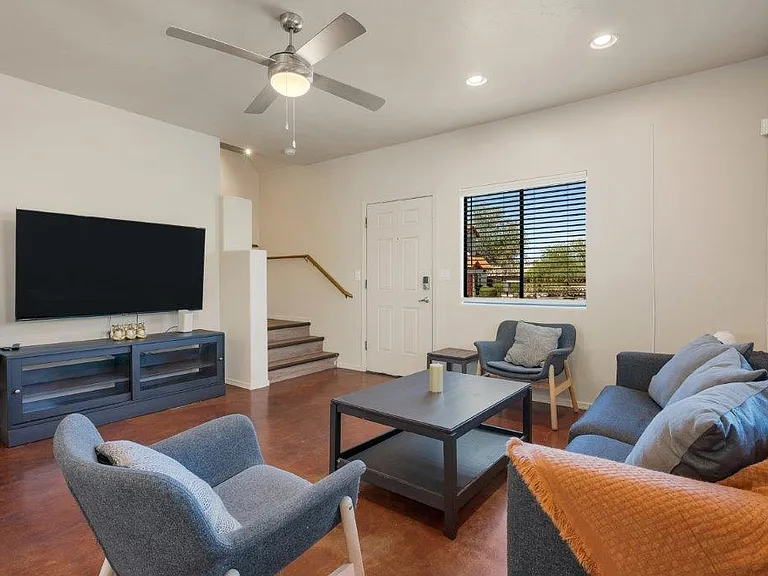 The Benedictine Townhomes — Photo 6