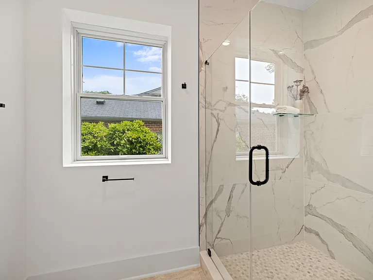 8609 Woodbrook Ln — Photo 20