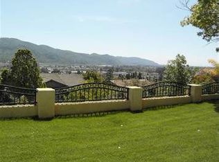 600 N 6th St, Santa Paula, CA 93060