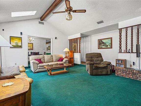 4th image of 12580 King Arthur Dr