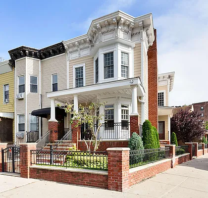 Sold by Compass | media 11