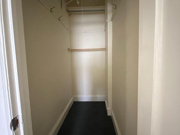 3rd image of 4732 E Roosevelt Blvd