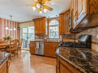 75 Van Buren St, Pearl River, NY 10965