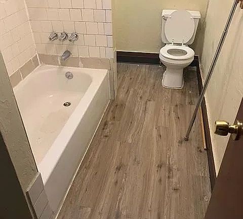 2nd image of 23 Singer Ave APT 2R