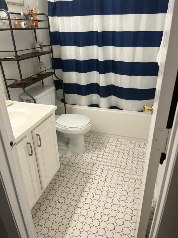 2300 SE 2nd St APT 11, photo 3