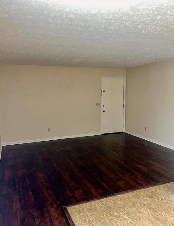 1st image of 329 Boyd St APT 19