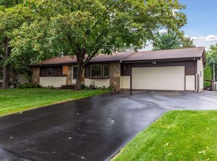 13617 Jonquil St NW, Andover, MN 55304