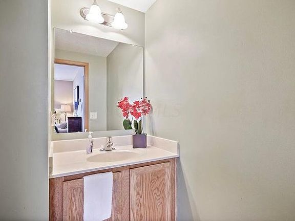 5th image of 5923 Treven Way