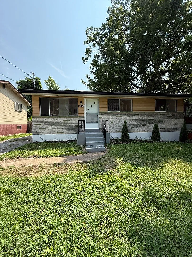 3 bedroom Charmer For Rent! — Photo 1