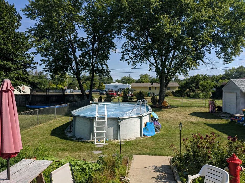 2nd image of 4908 Bonner Dr