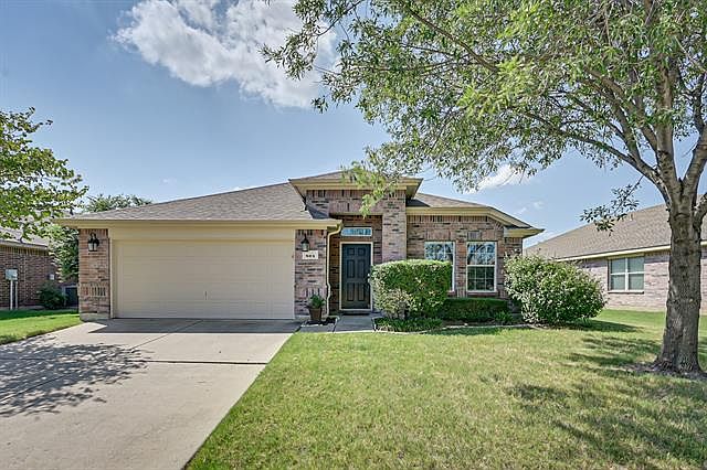 1st image of 804 Bastrop Dr