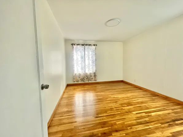 310 Aviador Ave #1, Millbrae, CA 94030