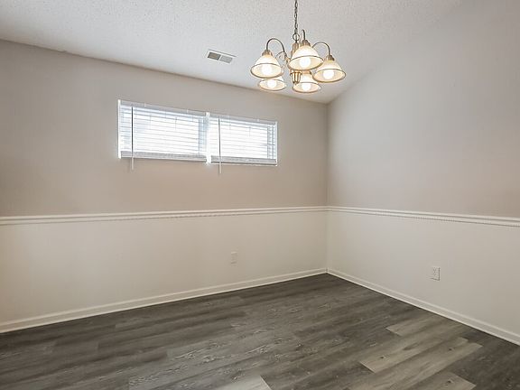 5th image of 4312 Village Trace Dr