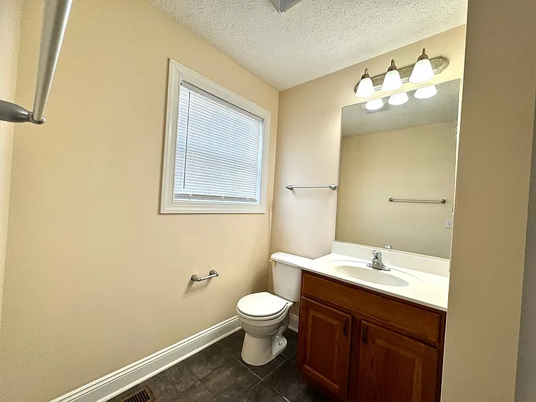 1045 Oak Tree Blvd NW — Photo 17
