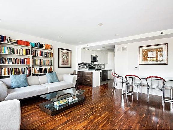 4th image of 77 E 110th St APT 8B