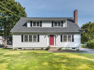 7 Pine Grove Ave, Woburn, MA 01801