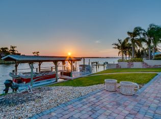 8 Willow Green Dr, Cocoa Beach, FL 32931